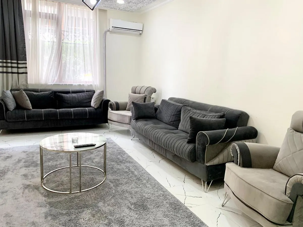 アパート Luxury Home In Beylikduzu イスタンブール